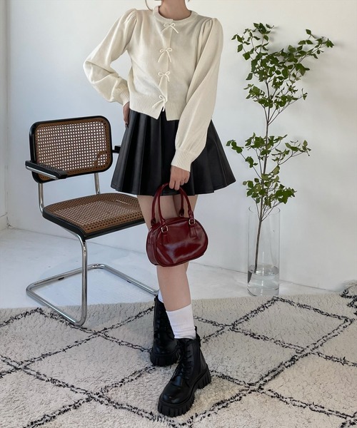 clear（クリア）の「リボンニットカーディガン [甘めコーデ 着心地抜群]≪再入荷≫（カーディガン/ボレロ・レディース・サックスブルー/ピンク/アイボリー・F）」の17枚目の写真