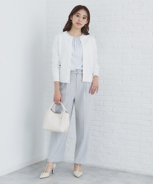 index（インデックス）の「◆≪エマール検証済≫7colorビジュー釦クルーネックカーディガン【洗濯機洗い可】（カーディガン/ボレロ・レディース・ワインレッド/サックスブルー系7/ダークグレー/ネイビー/オフホワイト/ナチュラル/ブラック系7・34/36/38/40/42）」の9枚目の写真