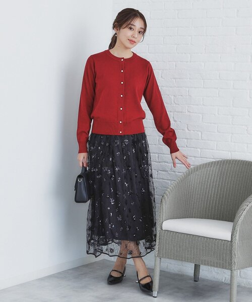 index（インデックス）の「◆≪エマール検証済≫7colorビジュー釦クルーネックカーディガン【洗濯機洗い可】（カーディガン/ボレロ・レディース・ワインレッド/サックスブルー系7/ダークグレー/ネイビー/オフホワイト/ナチュラル/ブラック系7・34/36/38/40/42）」の22枚目の写真