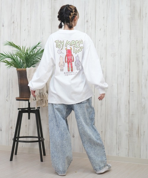 TOY MACHINE(トイ マシーン)の「【ムラサキスポーツ限定】TOY MACHINE/トイマシーン ロンT/長袖ティシャツ オーバーサイズ バックプリント MTMPFLT9(Tシャツ/カットソー・レディース・ブラック/ホワイト・M/L)」の6枚目の写真