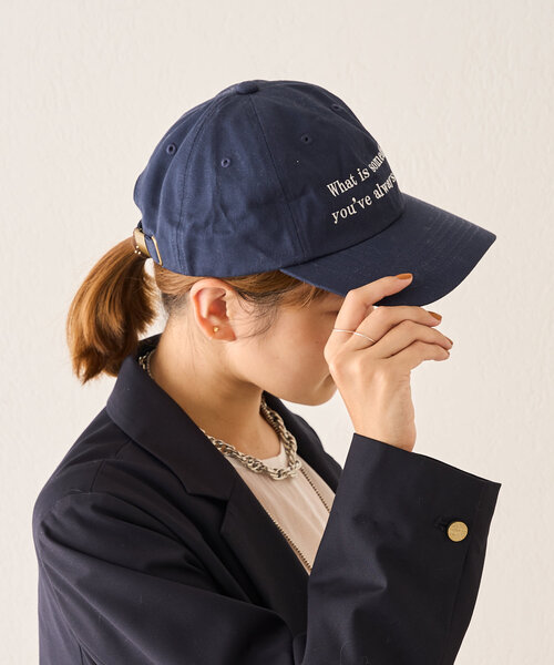 SHENERY(シーナリー)の「season刺繍キャップ(キャップ・レディース・ネイビー/ホワイト・FREE)」の13枚目の写真