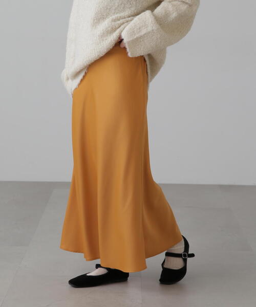 FREE'S MART（フリーズマート）の「【3サイズ展開XS-M】サテンフレアスカート【低身長サイズ有】（スカート・レディース・イエロー/ベージュ/ブラック/ピンク・X-SMALL/MEDIUM/SMALL）」の16枚目の写真