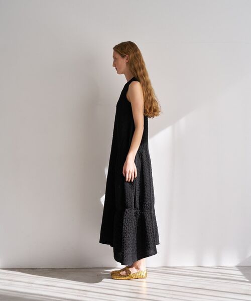 LANVIN en Bleu(ランバンオンブルー)の「ジャガードニットフレアワンピース(ワンピース・レディース・ブラック/オフホワイト/ライトカーキ/オレンジ・38/36)」の14枚目の写真