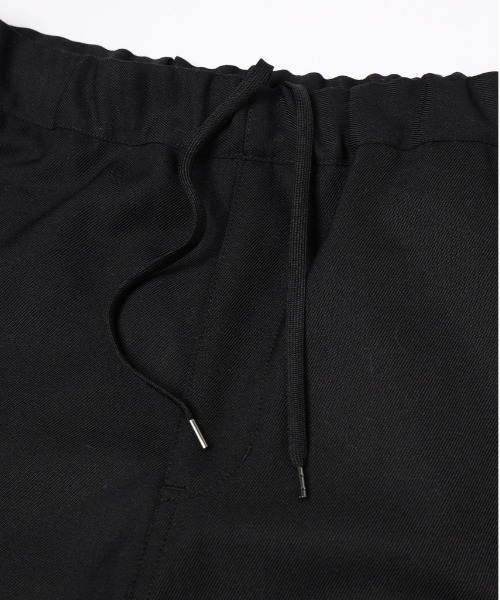 JIEDA(ジエダ)の「LOOSE PARACHUTE PANTS(カーゴパンツ・メンズ・ブラック/グレー・1)」の15枚目の写真