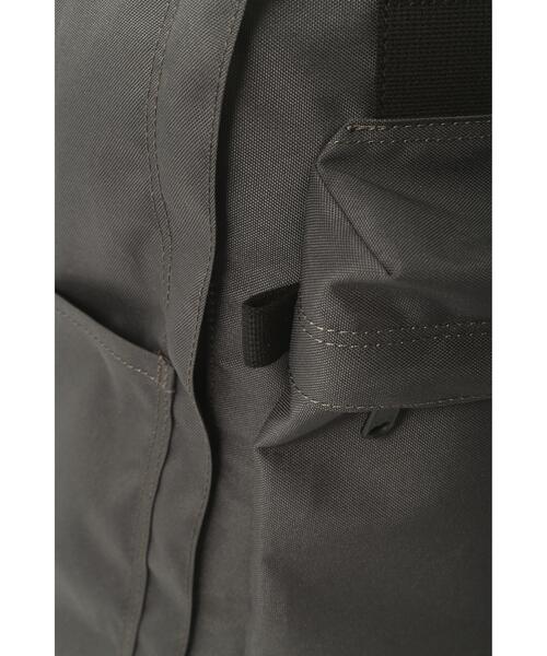 MHL.(エムエイチエル)の「POLYESTER CANVAS(バックパック/リュック・レディース・ブラック/グレー系その他4・FREE)」の11枚目の写真