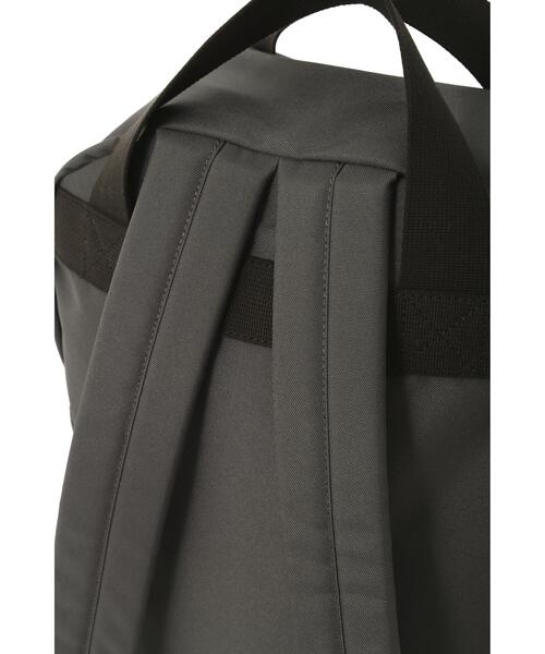 MHL.(エムエイチエル)の「POLYESTER CANVAS(バックパック/リュック・レディース・ブラック/グレー系その他4・FREE)」の13枚目の写真