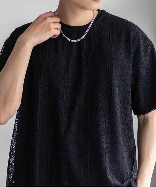 NOBLE PRODUCT(ノーブルプロダクツ)の「NOBLE PRODUCT レースアンサンブルTシャツ アクセサリー付き(Tシャツ/カットソー・メンズ・アイボリー系/ブラック系・M/L)」の1枚目の写真