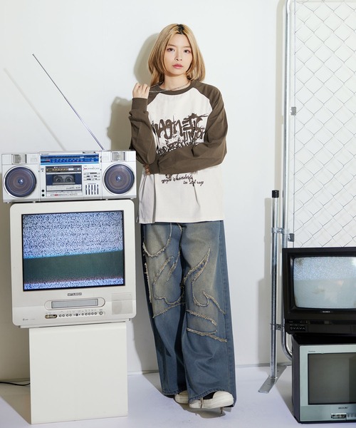 MSG(エムエスジー)の「Buyer's Select/ヴィンテージライクプリントロングスリーブTシャツ ラグラン/セットインスリーブ(Tシャツ/カットソー・メンズ・ブラック系/ブラウン系/ブラック・L/M)」の22枚目の写真