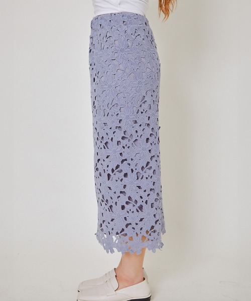 GORGE(ゴージ)の「《総レース×タイトシルエット》レディース ナロースカート ロング丈 体型カバー 春夏秋冬(スカート・レディース・ブラック/アイボリー/ブルー・F)」の5枚目の写真