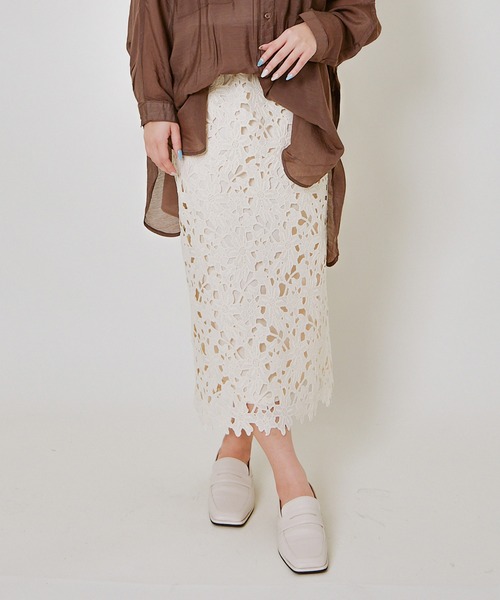 GORGE(ゴージ)の「《総レース×タイトシルエット》レディース ナロースカート ロング丈 体型カバー 春夏秋冬(スカート・レディース・ブラック/アイボリー/ブルー・F)」の13枚目の写真