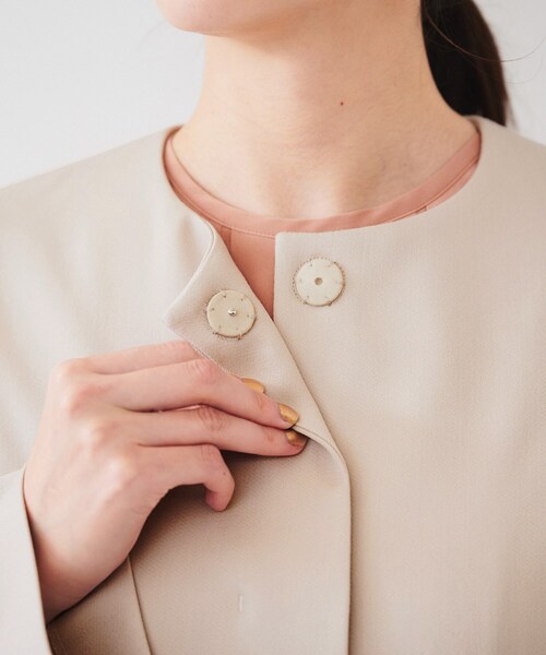 UNTITLED（アンタイトル）の「ダブルクロス ノーカラーコート（ノーカラーコート・レディース・ネイビー/ライトベージュ・04/46/48/50/42/00/01/02/03/44）」の16枚目の写真