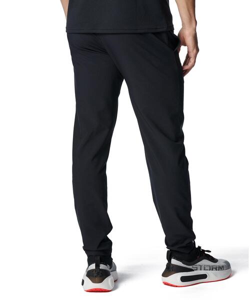 UNDER ARMOUR（アンダーアーマー）の「UAフレッシュウーブン パンツ（トレーニング/メンズ）（その他パンツ・メンズ・ブラック・XL/3XL/2XL/M/S/L/4XL）」の2枚目の写真