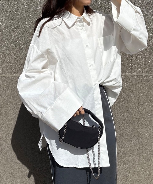 ISOOK(アイスー)の「【ISOOK / アイスー】ワイドスリーブオックスシャツ / レギュラーカラー オーバーサイズ ルーズ 袖コンシャス 白 黒 ホワイト ブラック ブルー ZOZOTOWN限定(シャツ/ブラウス・レディース・ブルー/ブラック/ホワイト・FREE)」の8枚目の写真