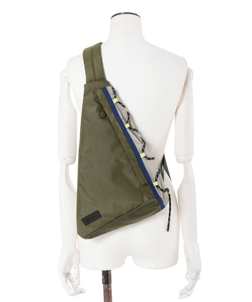 【未使用】UN3D. ウェーブスリングバッグ 黒 WAVE SLING BAG / ウェーブスリングバッグ（ショルダーバッグ