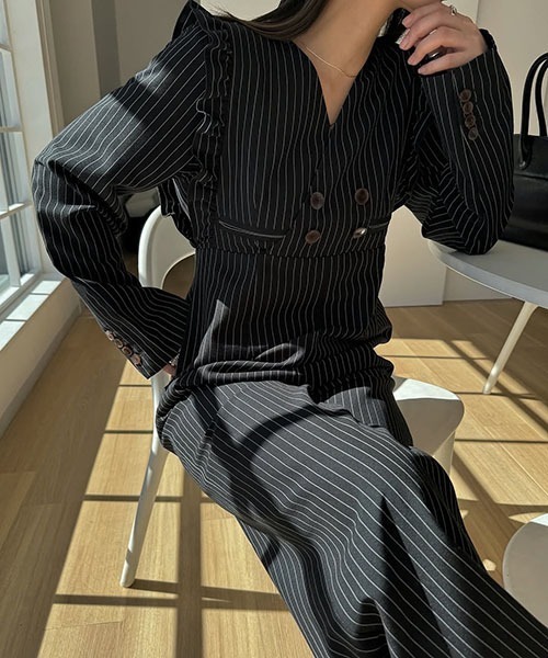 WILLFULLY フリルショルダーオールインワン