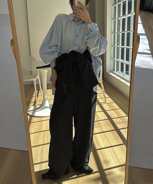 WILLFULLY（ウィルフリー）の「frill shoulder stripe ribbon tie all  