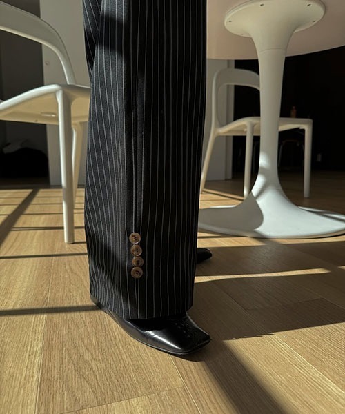 WILLFULLY（ウィルフリー）の「frill shoulder stripe ribbon tie all  