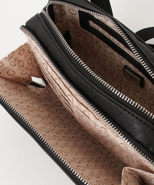 Guess（ゲス）の「HADDINGTON Mini Double Zip Crossbody クロスボディバッグ（ショルダーバッグ・レディース・ライトブルー/ブラック/ライトグリーン/キャメル・ONE SIZE）」の17枚目の写真