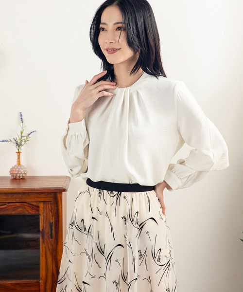 MILLION CARATS(ミリオンカラッツ)の「オフィスにも◎ 上品フェミニンな2WAYスリーブ大人ブラウス(シャツ/ブラウス・レディース・ブラック/サックスブルー/ホワイト系その他・FREE)」の15枚目の写真