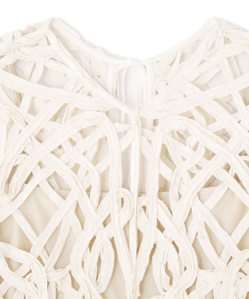 ETRE TOKYO（エトレトウキョウ）の「ブレードパターンノースリーブ