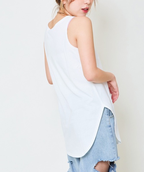GORGE(ゴージ)の「《ラウンドヘム×ロング丈》万能レイヤードタンク(タンクトップ・レディース・ブラック/オフホワイト・F)」の6枚目の写真