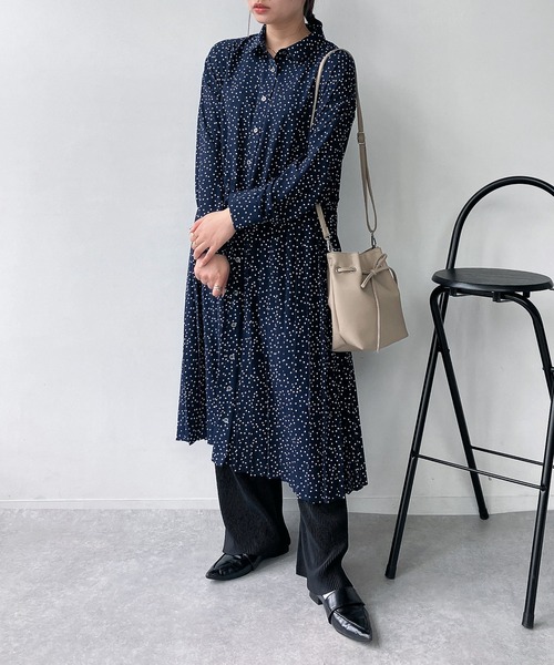 AS KNOW AS plus（アズノゥアズプラス）の「●ウエスト前結び 切替えプリーツシャツワンピース（シャツワンピース・レディース・ブルー系/ネイビー系/カーキ/ブラック・FREE）」の18枚目の写真