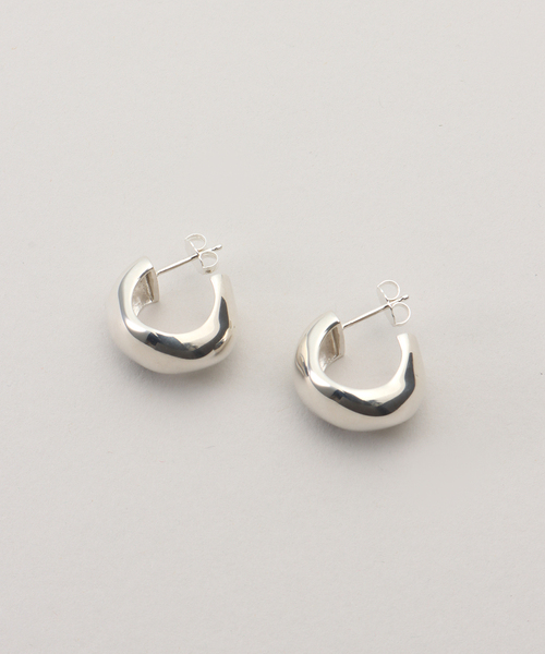 journal standard L'essage(ジャーナルスタンダードレサージュ)の「【AGMES/アグメス】SMALL CELA HOOPS STERLING SILVER:ピアス(両耳)(ピアス(両耳用)・レディース・シルバー・FREE)」の1枚目の写真