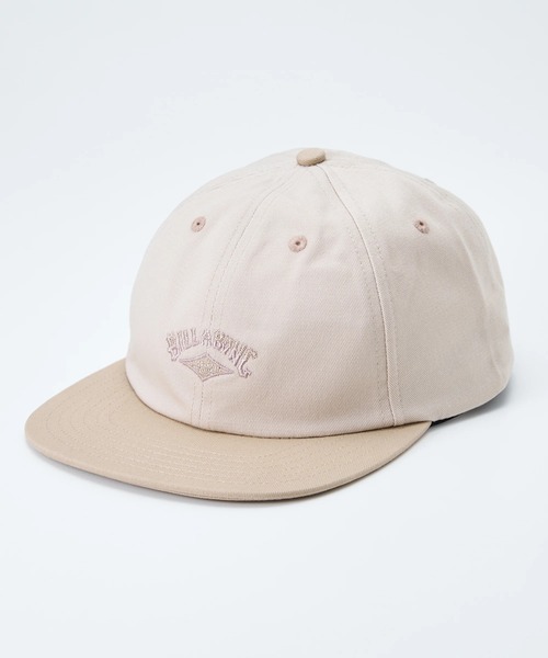 BILLABONG（ビラボン）の「BILLABONG メンズ GLOBAL ARCH STRAPBACK キャップ 【2025年春夏モデル】/ビラボンロゴキャップ（キャップ・メンズ・モスグリーン/ライトベージュ・FREE）」の2枚目の写真