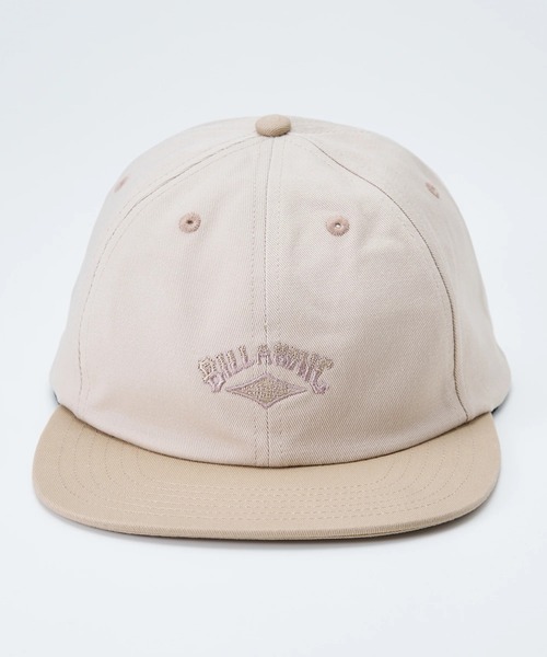 BILLABONG（ビラボン）の「BILLABONG メンズ GLOBAL ARCH STRAPBACK キャップ 【2025年春夏モデル】/ビラボンロゴキャップ（キャップ・メンズ・モスグリーン/ライトベージュ・FREE）」の4枚目の写真
