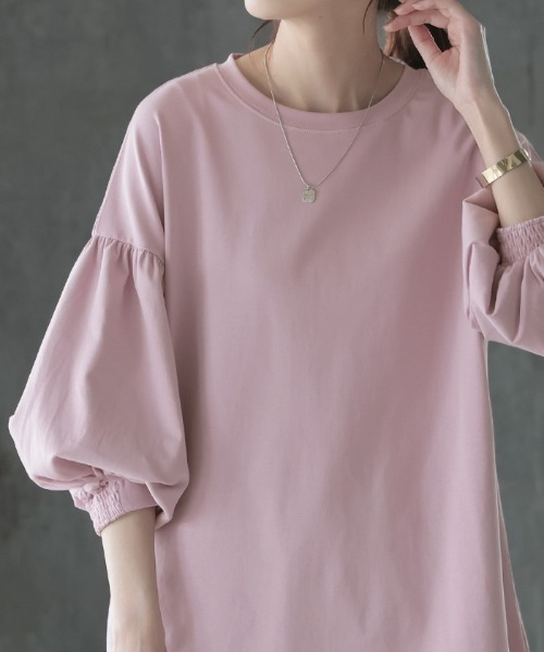 HUG.U(ハグユー)の「ぽわん袖カットソー 着心地抜群(Tシャツ/カットソー・レディース・ブラック/ベージュ/ホワイト/ラベンダー/カーキ/ブルー・FREE)」の13枚目の写真
