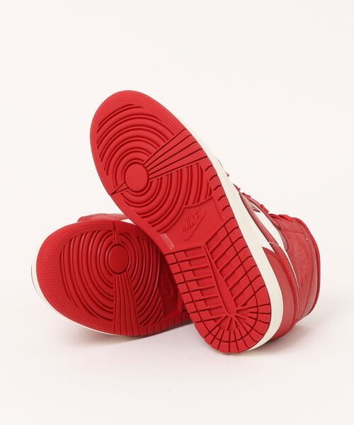 セール】JORDAN BRAND W AIR JORDAN 1 MID SE ウィメンズ エア