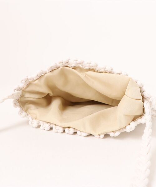 Ritzy(リッツィー)の「ストロー巾着かごバッグ ショルダーバッグ(かごバッグ・レディース・ホワイト/ベージュ・FREE)」の5枚目の写真