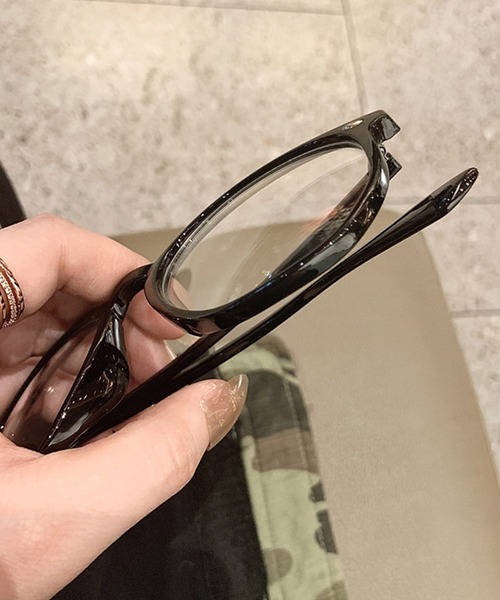 DiamondHearts（ダイヤモンドハーツ）の「ブラックフレームメガネ（メガネ・レディース・ブラック・FREE）」の4枚目の写真