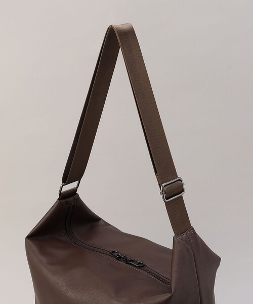 coen（コーエン）の「レザーライクショルダーバッグ（ショルダーバッグ・メンズ・ブラック/ダークブラウン・FREE）」の6枚目の写真