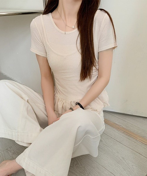 Jasmine Grandiflorum(ジャスミングランディフローラム)の「【Jasmine】レイヤード風裾フリルTシャツ (SS)(Tシャツ/カットソー・レディース・ライトベージュ/グレー/イエロー/ブラック・FREE)」の5枚目の写真