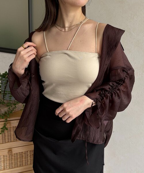 Thevon（ゼボン）の「【新色登場！】アシメストラップカップ付きキャミ（キャミソール・レディース・ブラック/オフホワイト/ブラウン/グレイッシュベージュ・FREE/S）」の15枚目の写真