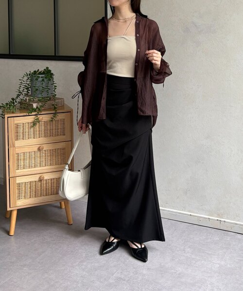 Thevon（ゼボン）の「【新色登場！】アシメストラップカップ付きキャミ（キャミソール・レディース・ブラック/オフホワイト/ブラウン/グレイッシュベージュ・FREE/S）」の18枚目の写真