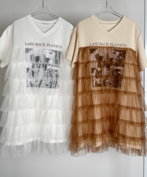 VIVID LADY(ビビッドレディー)の「Tulle Layered Graphic Long T-shirt / チュールレイヤードグラフィックロングTシャツ(Tシャツ/カットソー・レディース・ホワイト/ベージュ/ブラック・FREE)」の10枚目の写真