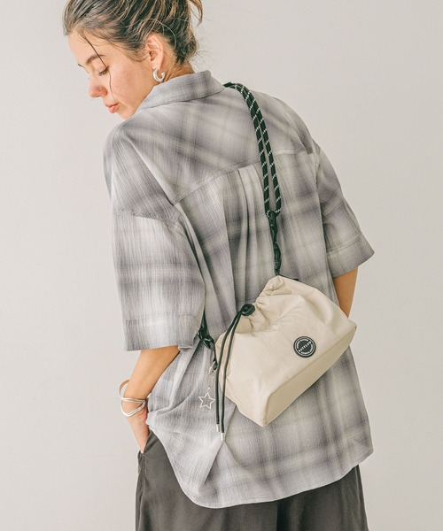 BAYFLOW(ベイフロー)の「マルチWAYロープコードショルダーバッグ(ショルダーバッグ・レディース・アイボリー/イエロー/グレー/ブラック・FREE)」の2枚目の写真