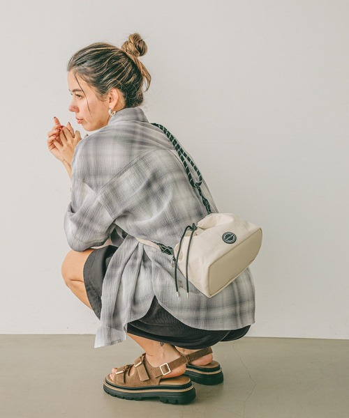 BAYFLOW(ベイフロー)の「マルチWAYロープコードショルダーバッグ(ショルダーバッグ・レディース・アイボリー/イエロー/グレー/ブラック・FREE)」の8枚目の写真