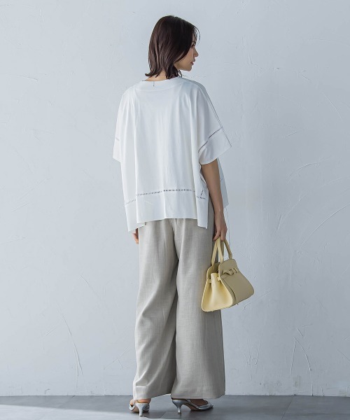 LAUTREAMONT(ロートレアモン)の「ポンチョシルエットキーホールカットソー≪洗濯機で洗える≫(Tシャツ/カットソー・レディース・カーキ/ホワイト・9号)」の4枚目の写真