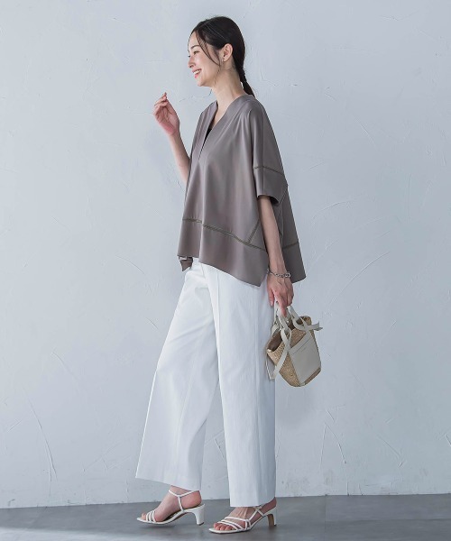 LAUTREAMONT(ロートレアモン)の「ポンチョシルエットキーホールカットソー≪洗濯機で洗える≫(Tシャツ/カットソー・レディース・カーキ/ホワイト・9号)」の18枚目の写真