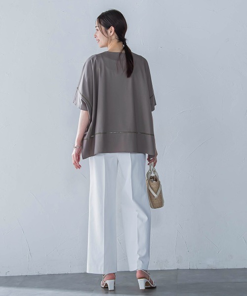 LAUTREAMONT(ロートレアモン)の「ポンチョシルエットキーホールカットソー≪洗濯機で洗える≫(Tシャツ/カットソー・レディース・カーキ/ホワイト・9号)」の19枚目の写真
