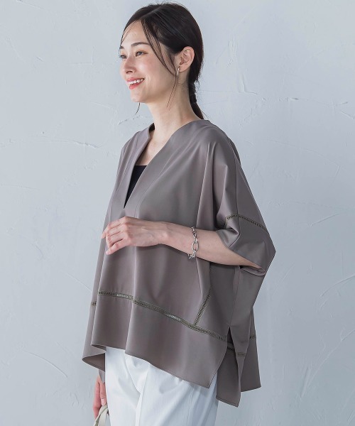 LAUTREAMONT(ロートレアモン)の「ポンチョシルエットキーホールカットソー≪洗濯機で洗える≫(Tシャツ/カットソー・レディース・カーキ/ホワイト・9号)」の12枚目の写真