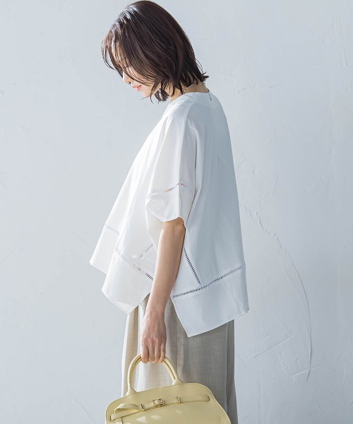 LAUTREAMONT(ロートレアモン)の「ポンチョシルエットキーホールカットソー≪洗濯機で洗える≫(Tシャツ/カットソー・レディース・カーキ/ホワイト・9号)」の15枚目の写真