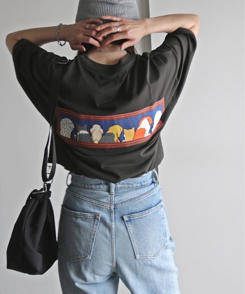 COURO（コウロ）の「夕食アニマルプリントTシャツ（Tシャツ/カットソー・レディース・ブラック/ホワイト系/チャコールグレー/オートミール/チャコール/ブラック系/ホワイト/ライトグレー系・M/XL/L）」の17枚目の写真