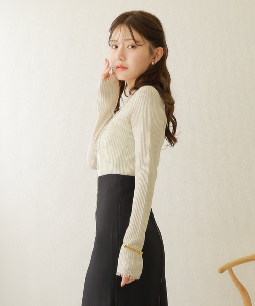 LAULEN(ローレン)の「choker sheer lib fringe tops /チョーカー付き シアーリブ フリンジ トップス(ニット/セーター・レディース・グレー/アイボリー/ベージュ・FREE)」の21枚目の写真