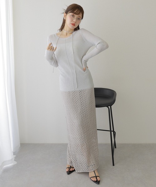 LAULEN(ローレン)の「choker sheer lib fringe tops /チョーカー付き シアーリブ フリンジ トップス(ニット/セーター・レディース・グレー/アイボリー/ベージュ・FREE)」の17枚目の写真