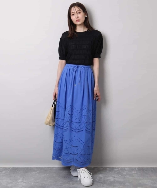 MK MICHEL KLEIN（エムケーミッシェルクラン）の「コットン刺繍カットワークギャザースカート/洗える（スカート・レディース・ブルー/カーキ/ホワイト・38）」の17枚目の写真