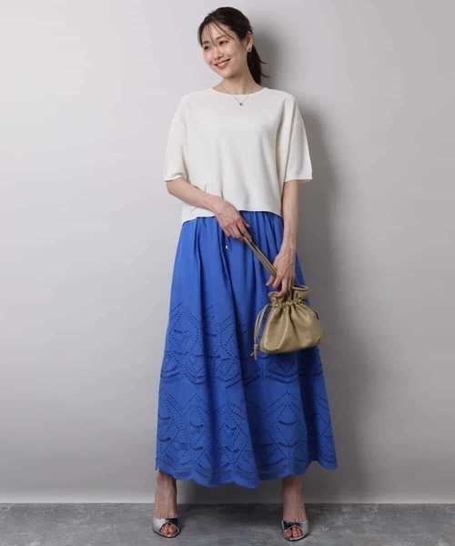 MK MICHEL KLEIN（エムケーミッシェルクラン）の「コットン刺繍カットワークギャザースカート/洗える（スカート・レディース・ブルー/カーキ/ホワイト・38）」の19枚目の写真